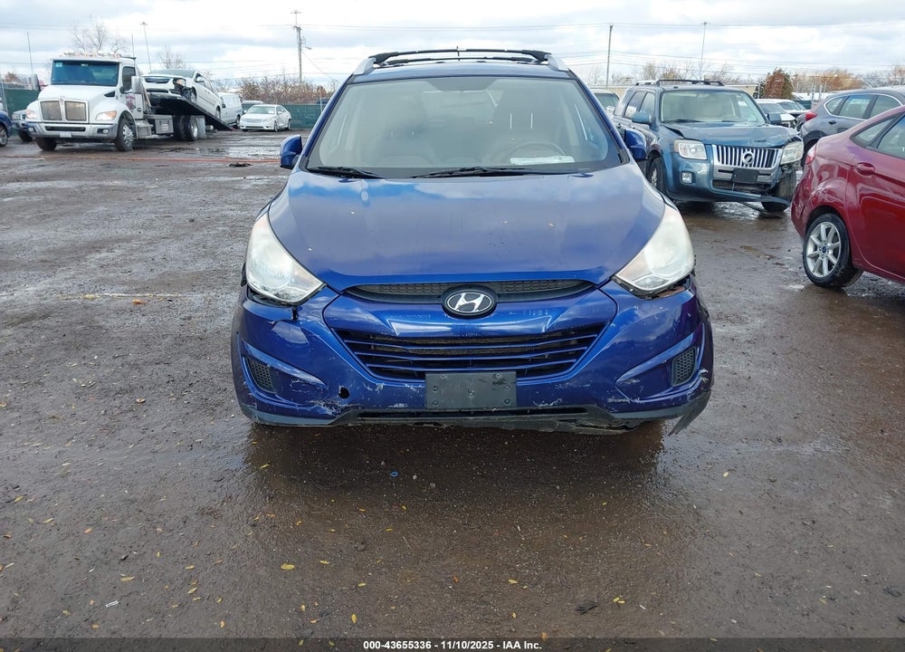 2011 HYUNDAI TUCSON VIN: KM8JUCAC0BU214206