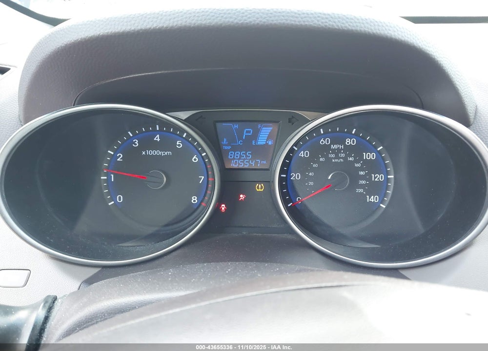 2011 HYUNDAI TUCSON VIN: KM8JUCAC0BU214206