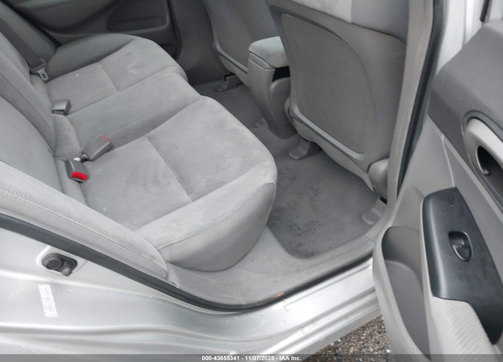 2011 HONDA CIVIC LX VIN: 2HGFA1F54BH306568