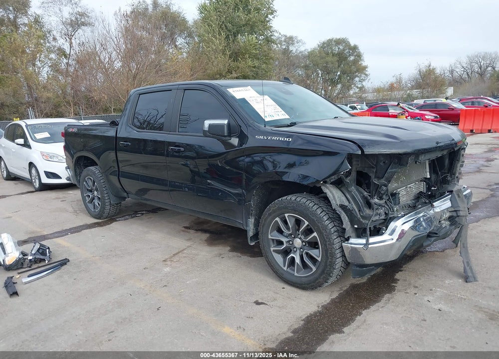 2022 CHEVROLET SILVERADO 1500 4WD  SHORT BED LT WITH 2FL VIN: 3GCPDKEK0NG522283