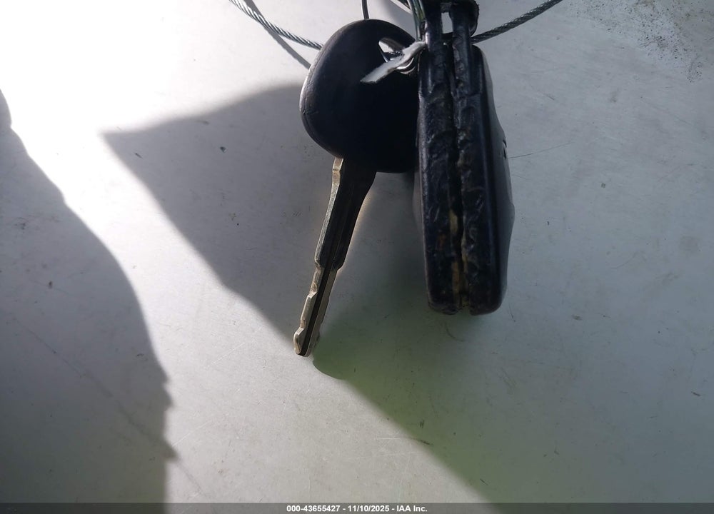 2009 HYUNDAI ELANTRA GLS VIN: KMHDU46D69U644725