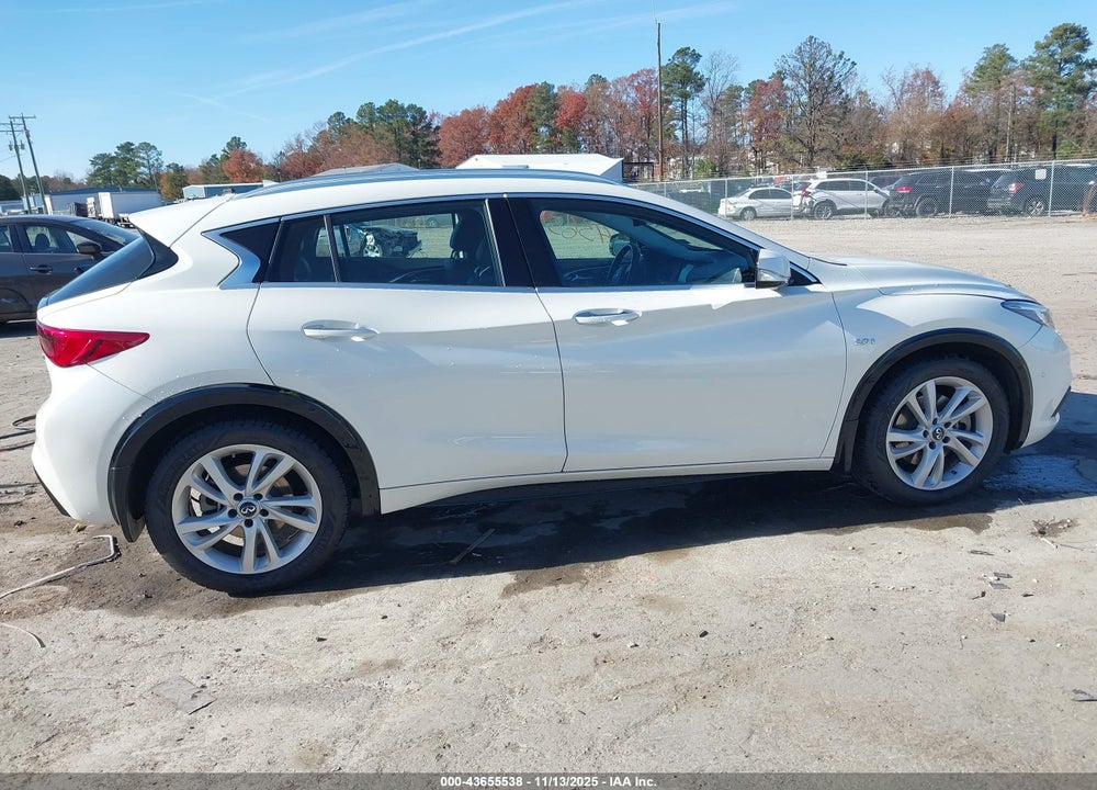 2018 INFINITI QX30 PREMIUM VIN: SJKCH5CP6JA057954