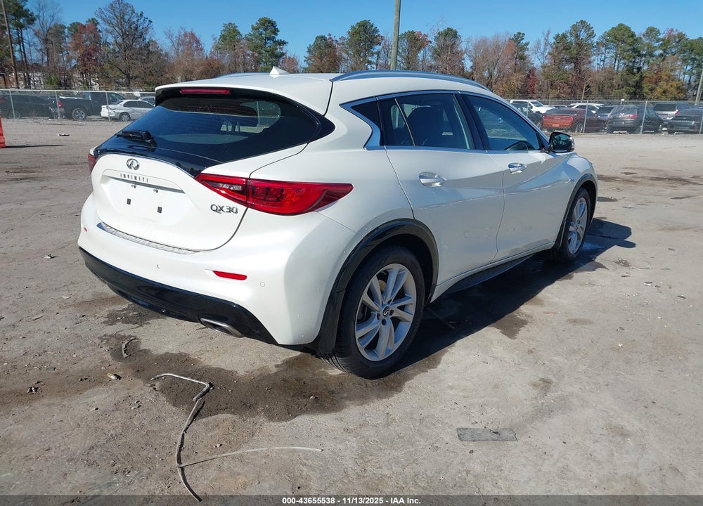 2018 INFINITI QX30 PREMIUM VIN: SJKCH5CP6JA057954
