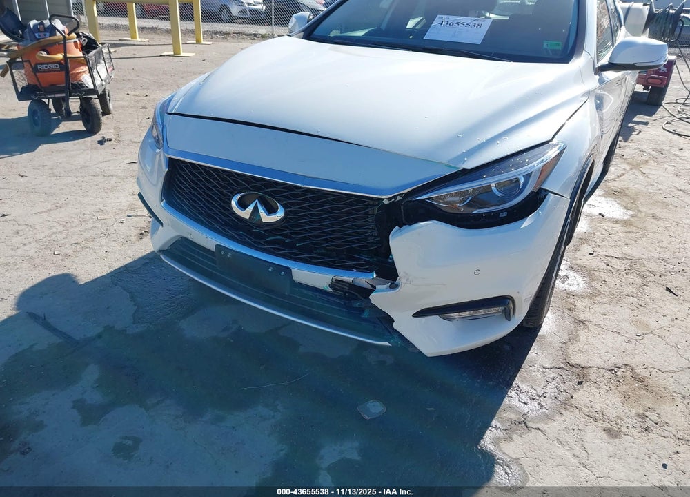 2018 INFINITI QX30 PREMIUM VIN: SJKCH5CP6JA057954
