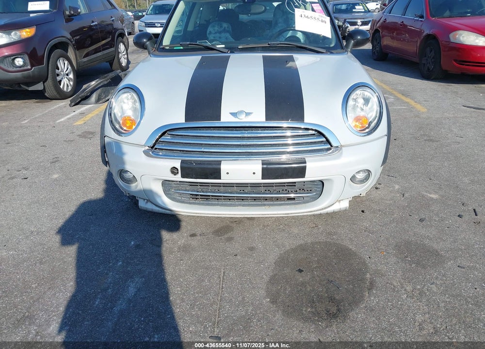 2013 MINI HARDTOP COOPER VIN: WMWSU3C55DT679383