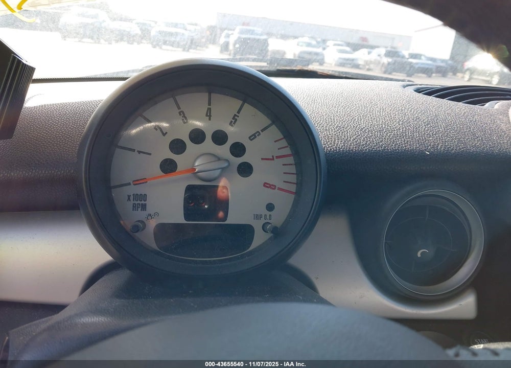 2013 MINI HARDTOP COOPER VIN: WMWSU3C55DT679383