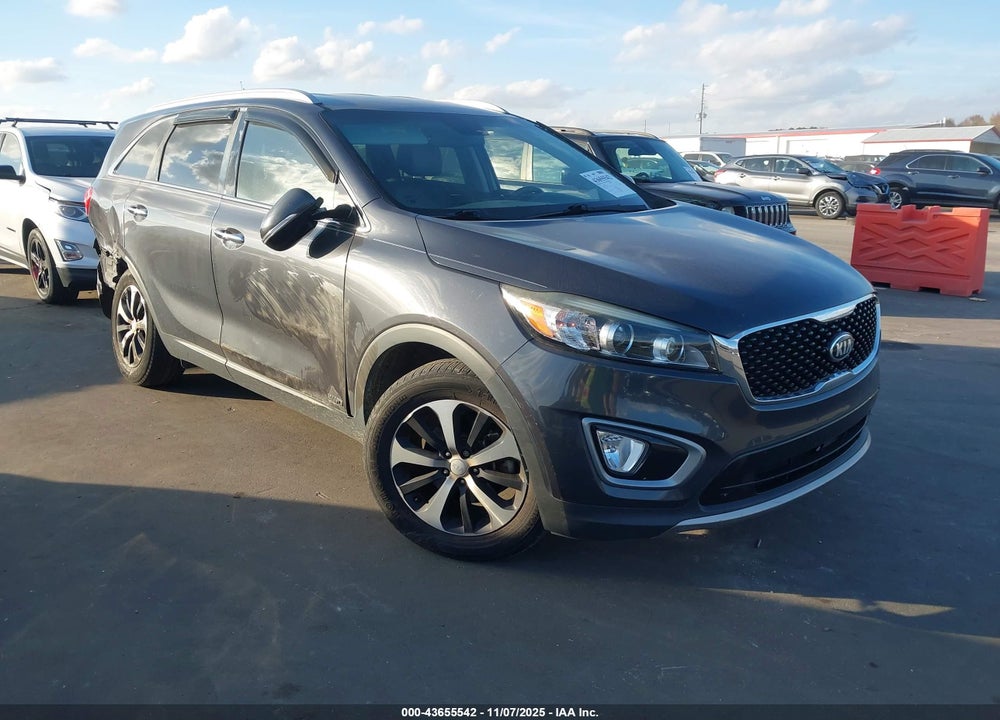 2017 KIA SORENTO 2.0T EX VIN: 5XYPHDA13HG280332