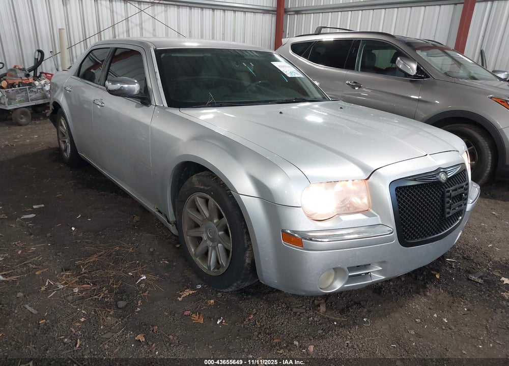2005 CHRYSLER 300C VIN: 2C3JA63H75H577220