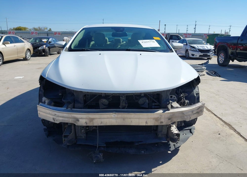 2016 CHRYSLER 200 C VIN: 1C3CCCCG8GN119818