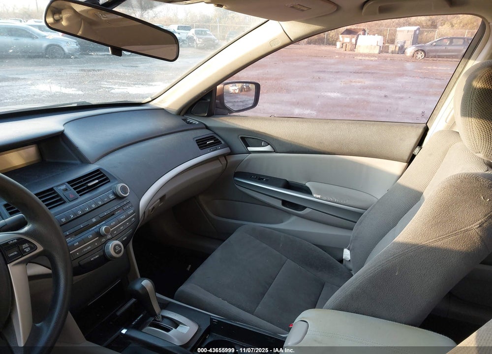 2009 HONDA ACCORD VIN: 1HGCP26729A138088