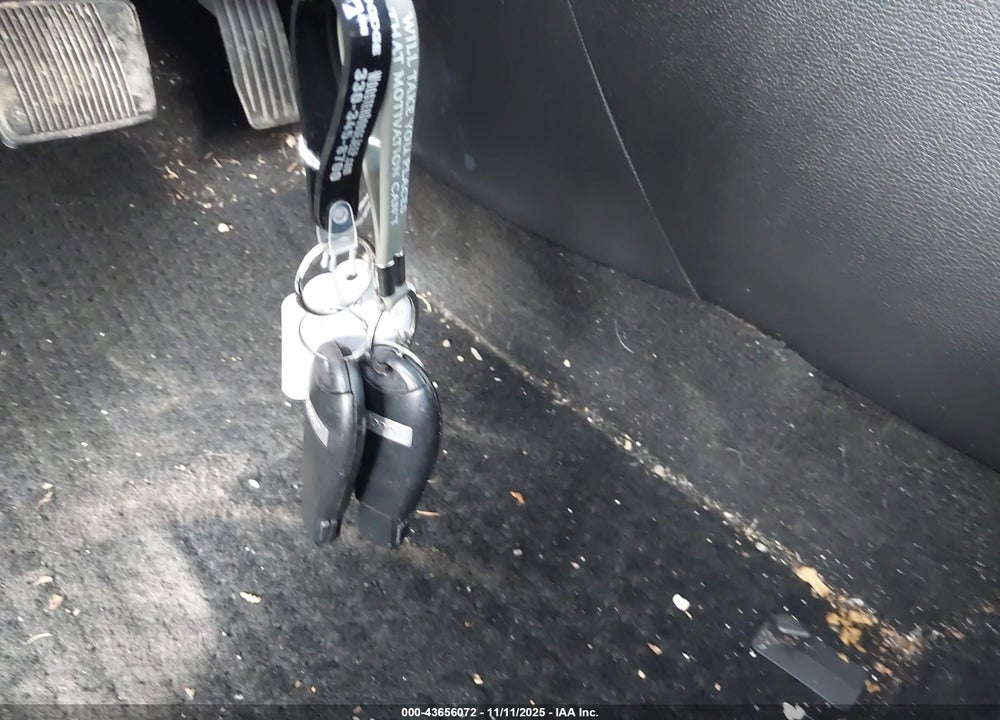 2015 JEEP CHEROKEE VIN: 1C4PJMCB7FW714827