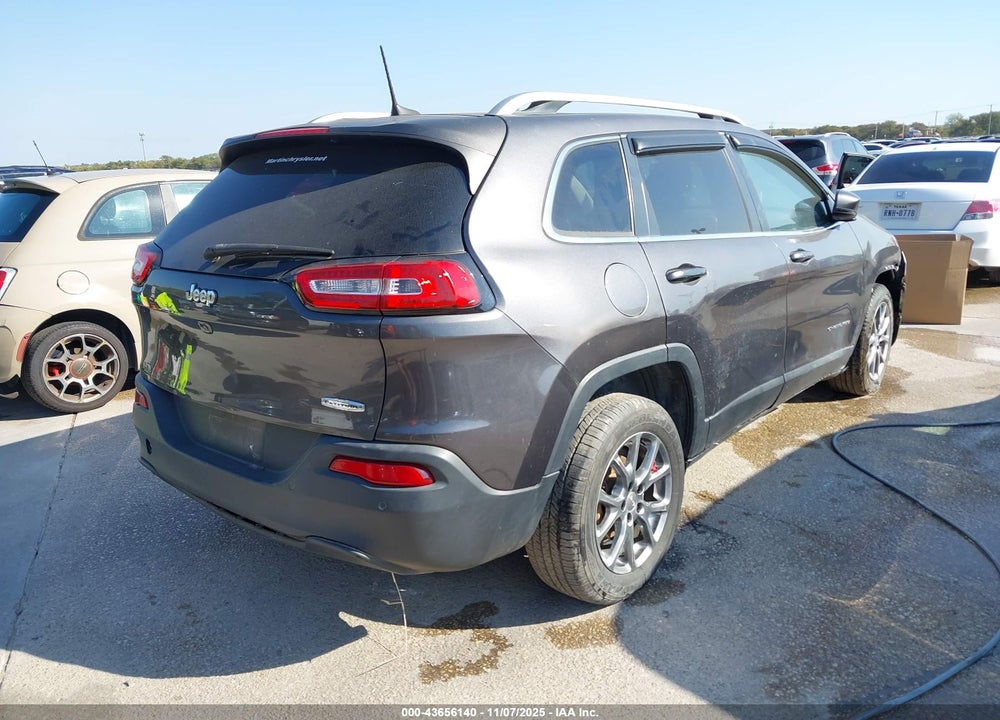 2018 JEEP CHEROKEE LATITUDE PLUS FWD VIN: 1C4PJLLB6JD615611