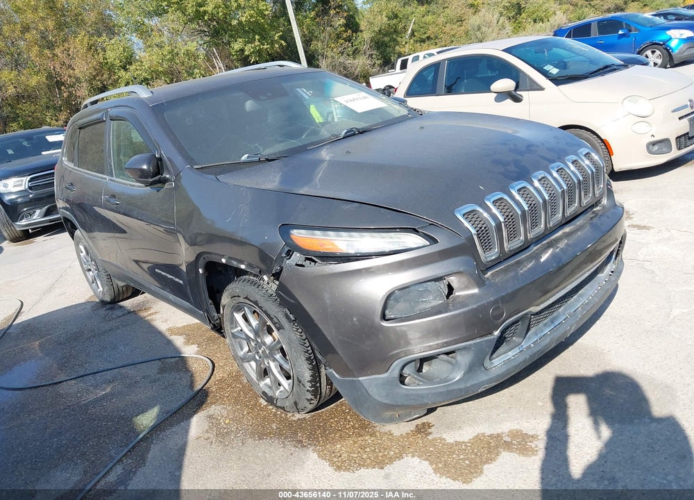 2018 JEEP CHEROKEE LATITUDE PLUS FWD VIN: 1C4PJLLB6JD615611
