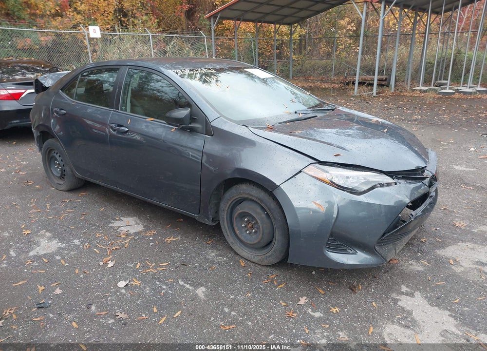 2018 TOYOTA COROLLA LE VIN: 2T1BURHE9JC987187