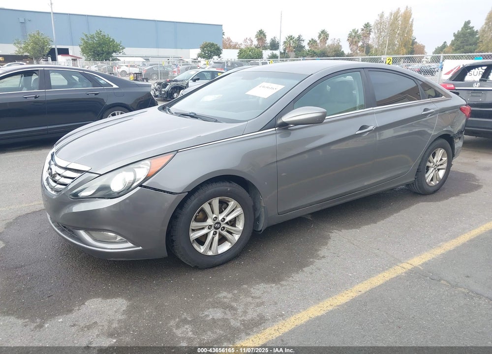2013 HYUNDAI SONATA GLS VIN: 5NPEB4AC5DH575591