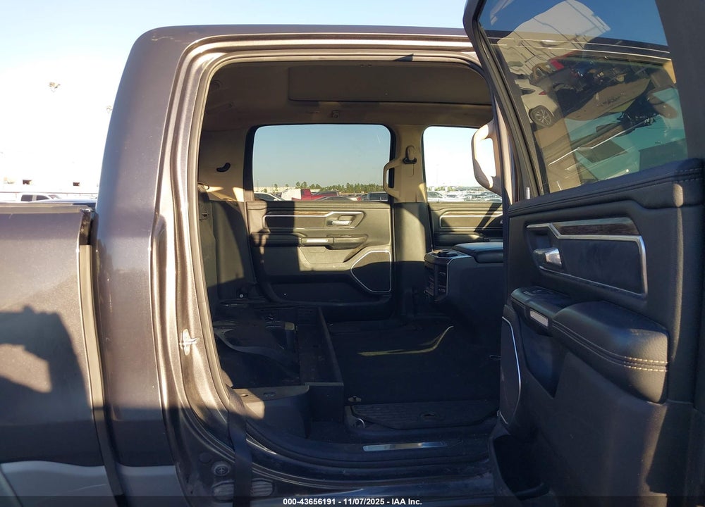 2019 RAM 1500 VIN: 1C6SRFJT1KN673256