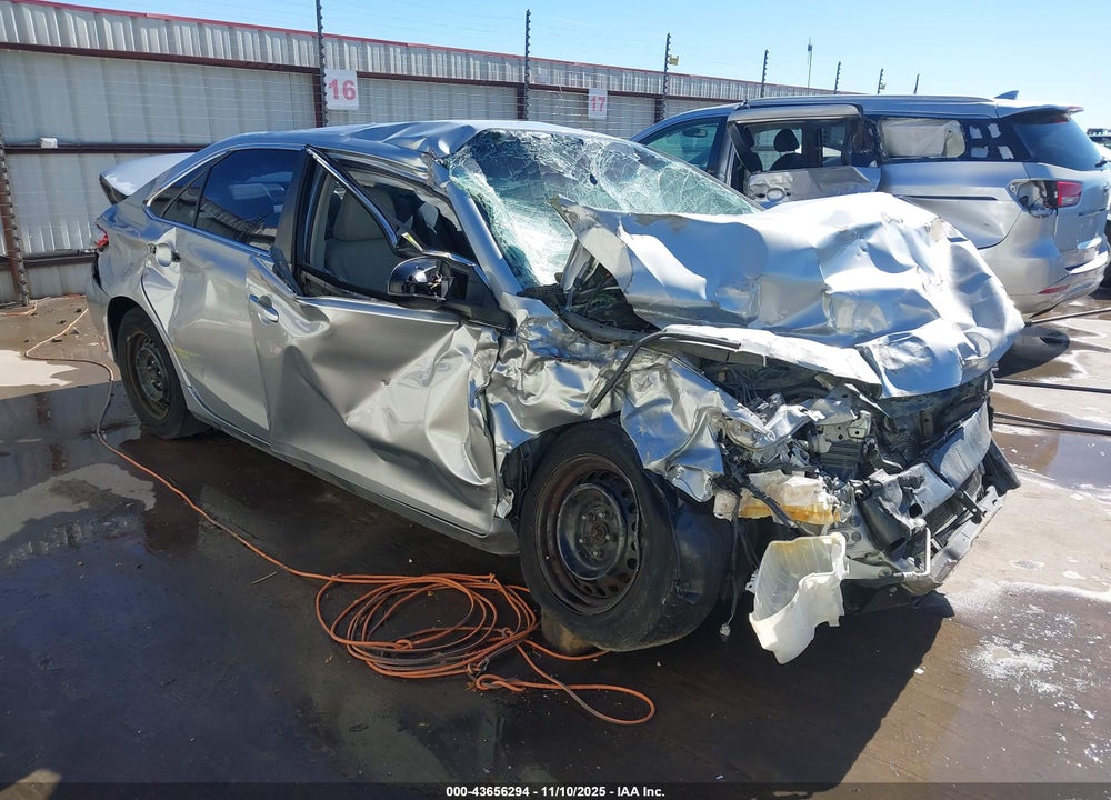 2017 TOYOTA CAMRY LE VIN: 4T1BF1FK1HU362862