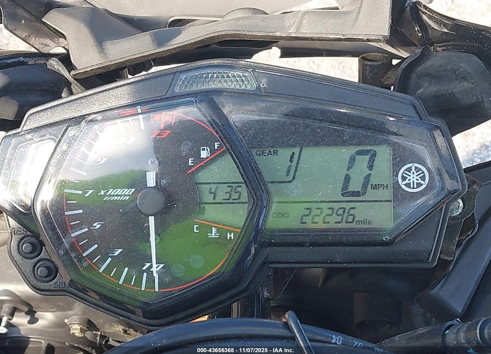 2015 YAMAHA YZFR3 VIN: MH3RH06Y5FK004394