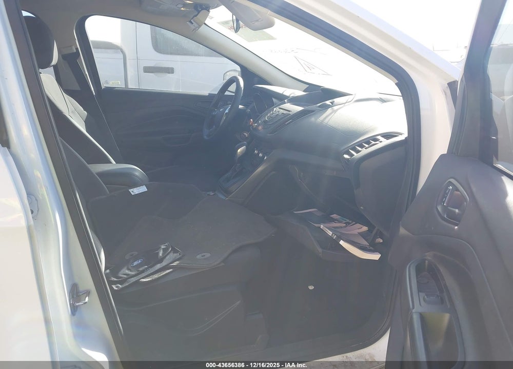 2016 FORD ESCAPE S VIN: 1FMCU0F76GUB38825