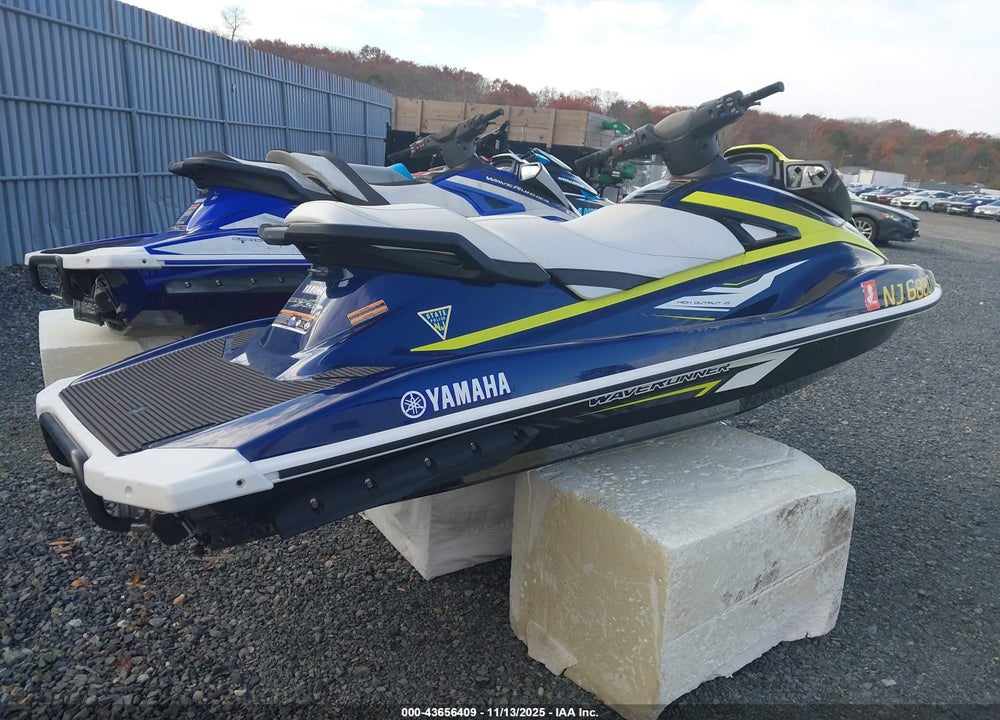 2020 YAMAHA VX DELUXE VIN: YAMA1616J920