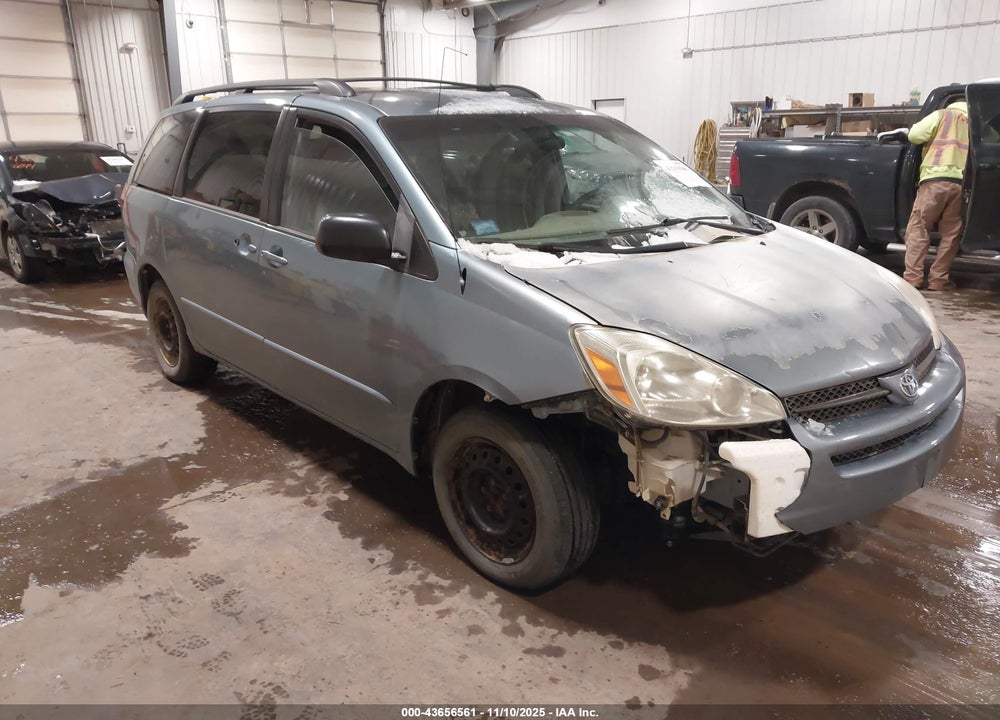 2005 TOYOTA SIENNA CE VIN: 5TDZA23C65S358813
