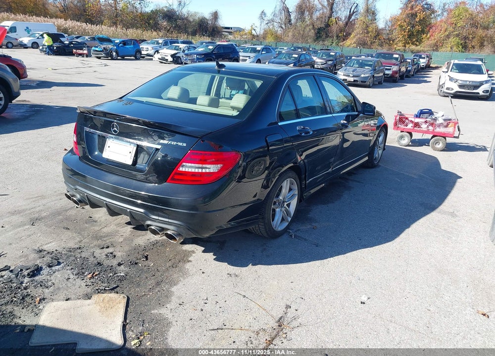 2014 MERCEDES-BENZ C 300 SPORT 4MATIC VIN: WDDGF8ABXEA935819