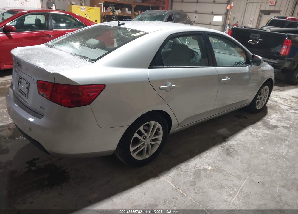 2012 KIA FORTE VIN: KNAFU4A24C5626256