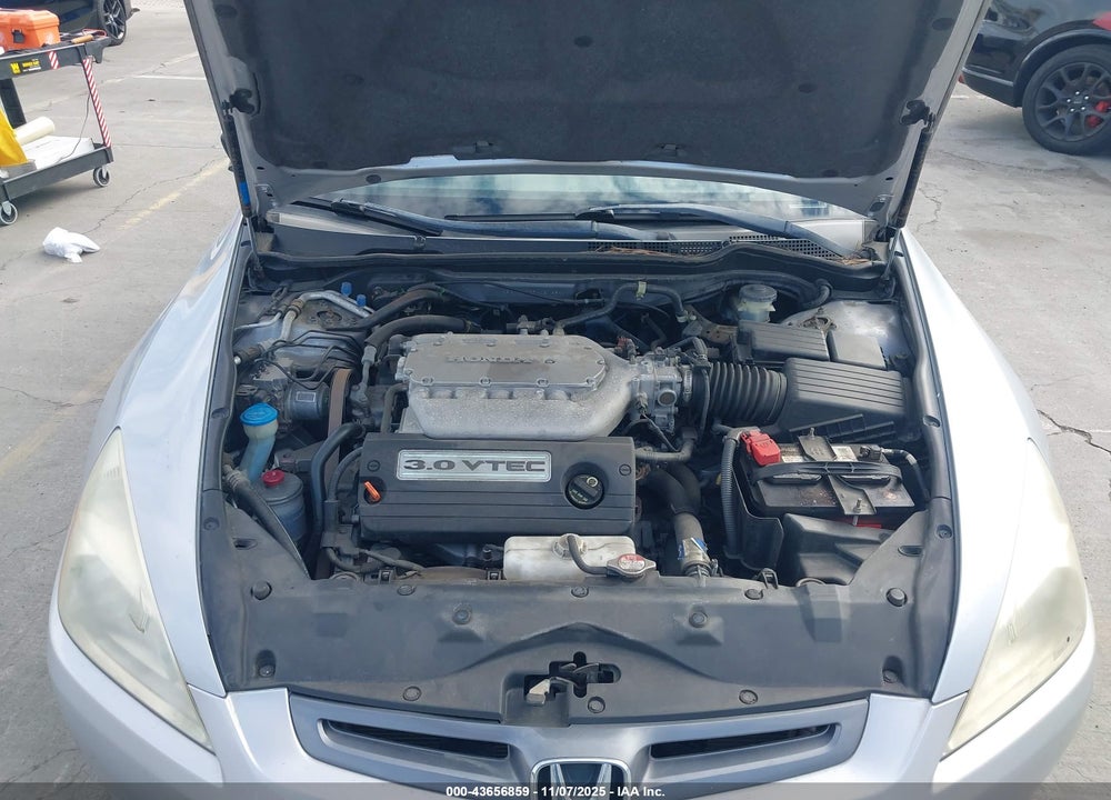 2005 HONDA ACCORD 3.0 EX VIN: 1HGCM66585A051384