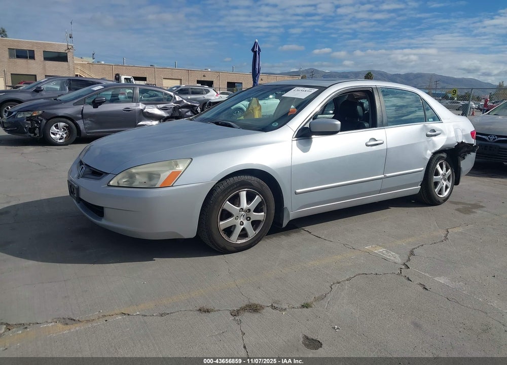 2005 HONDA ACCORD 3.0 EX VIN: 1HGCM66585A051384