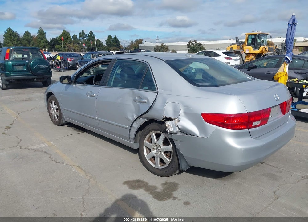 2005 HONDA ACCORD 3.0 EX VIN: 1HGCM66585A051384