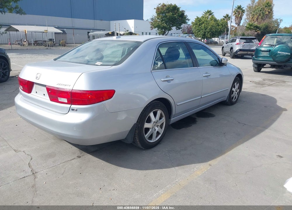 2005 HONDA ACCORD 3.0 EX VIN: 1HGCM66585A051384