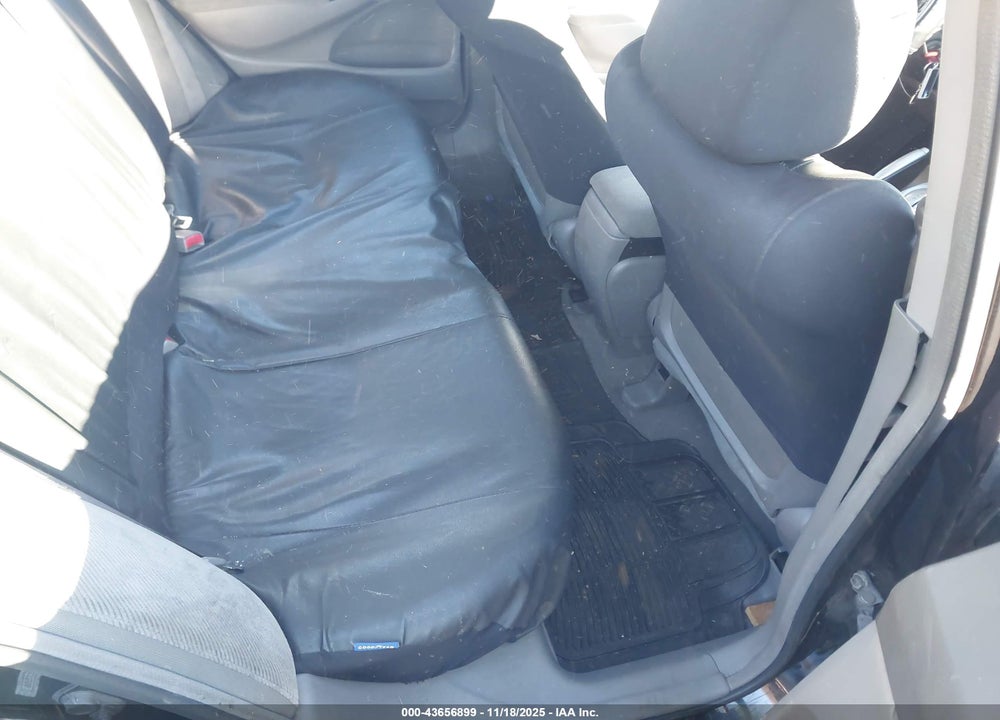 2010 HONDA CIVIC LX VIN: 2HGFA1F54AH329556
