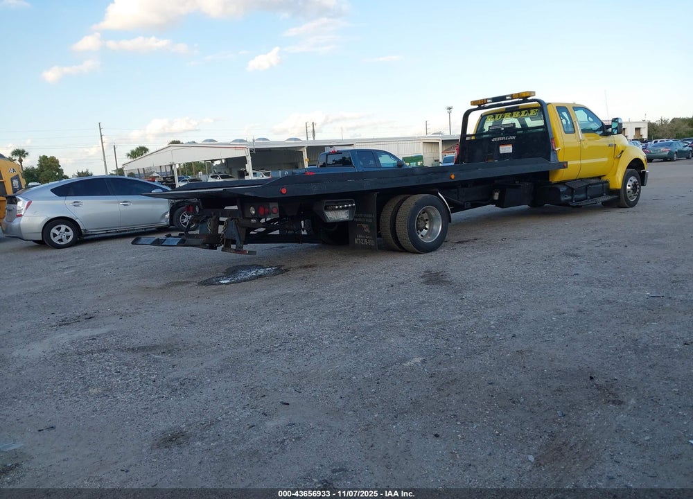 2007 FORD F-650 XL/XLT VIN: 3FRWX65F97V516223