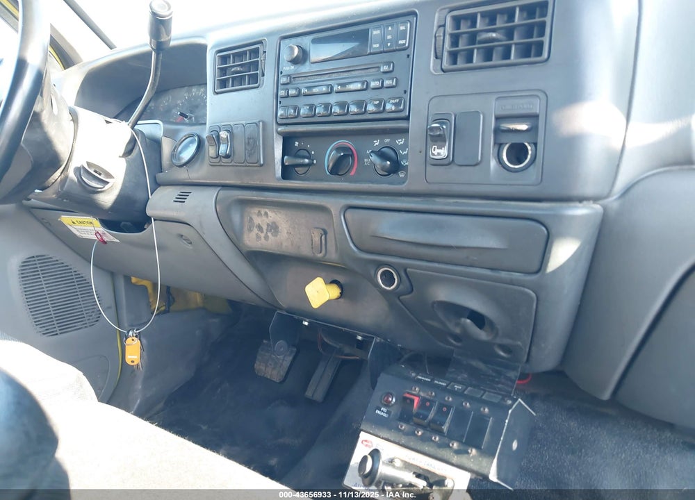 2007 FORD F-650 XL/XLT VIN: 3FRWX65F97V516223