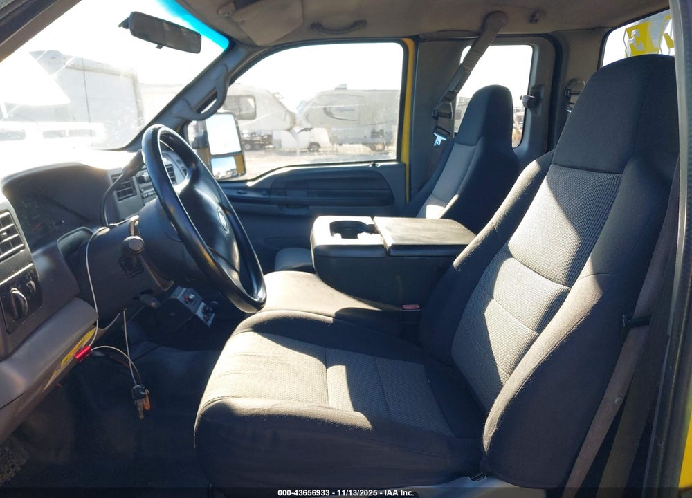 2007 FORD F-650 XL/XLT VIN: 3FRWX65F97V516223