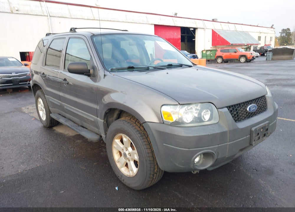 2005 FORD ESCAPE XLT VIN: 1FMCU93185KB07394