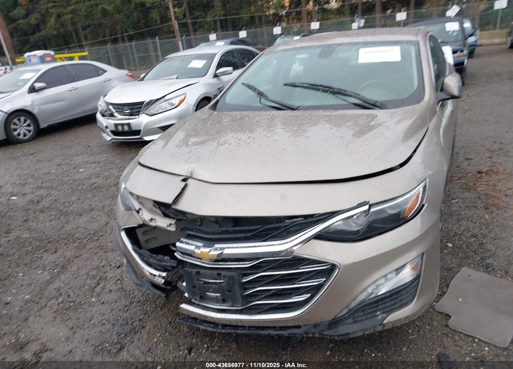 2022 CHEVROLET MALIBU FWD LT VIN: 1G1ZD5ST8NF136681