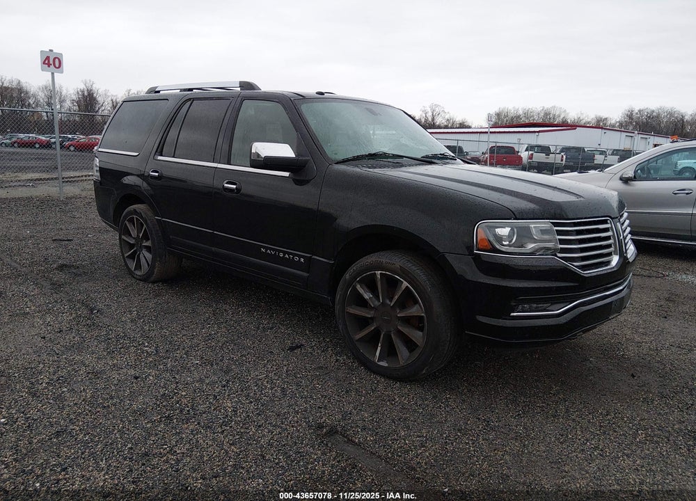 2017 LINCOLN NAVIGATOR RESERVE VIN: 5LMJJ2LT5HEL03561