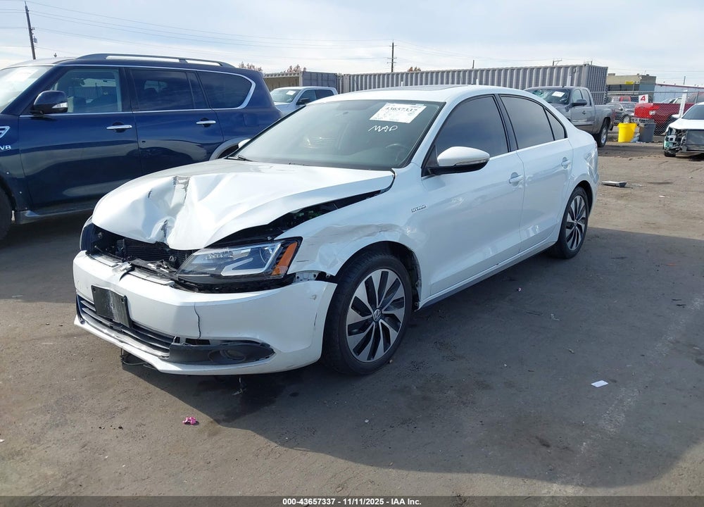 2013 VOLKSWAGEN JETTA HYBRID SEL PREMIUM VIN: 3VW637AJ9DM284486