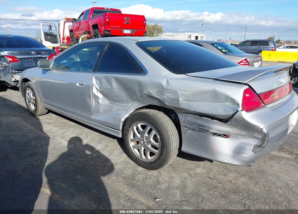2002 HONDA ACCORD 3.0 EX VIN: 1HGCG22542A030310