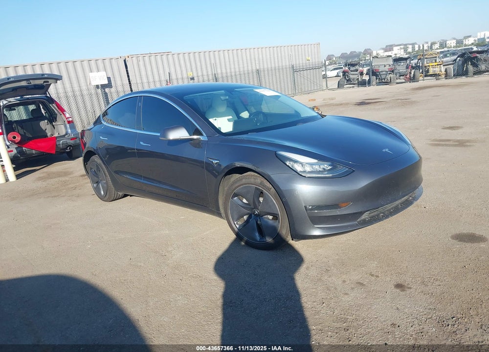 2018 TESLA MODEL 3 LONG RANGE/PERFORMANCE VIN: 5YJ3E1EB3JF116178