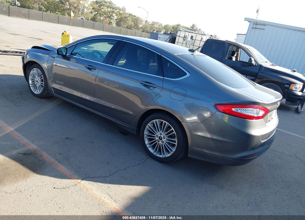 2014 FORD FUSION HYBRID SE VIN: 3FA6P0LUXER256048