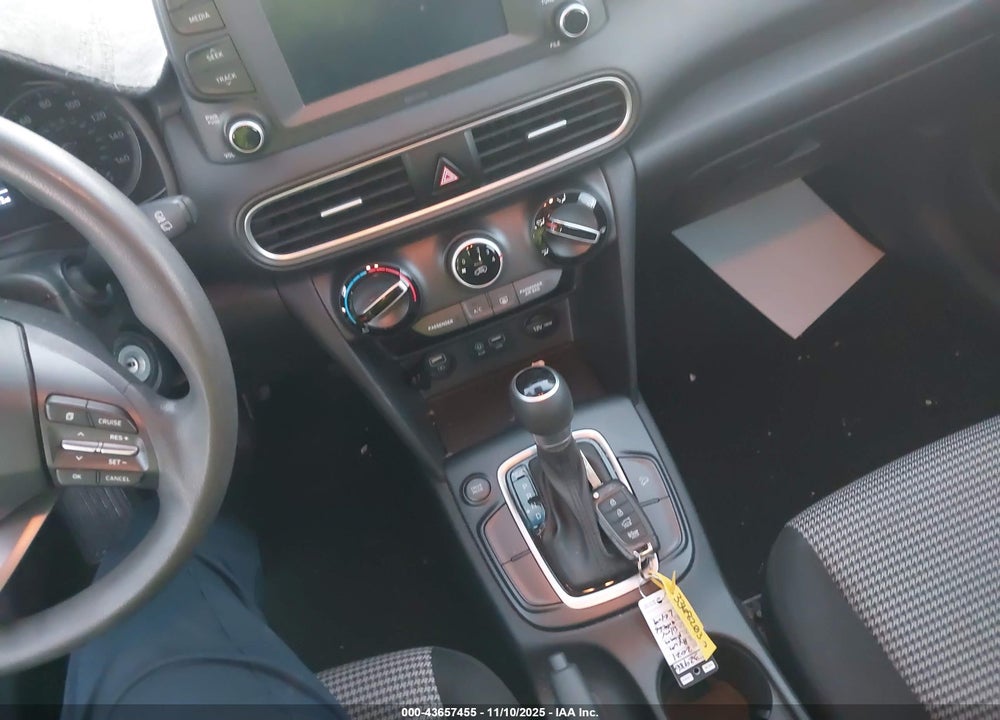 2021 HYUNDAI KONA SE VIN: KM8K12AA3MU644594