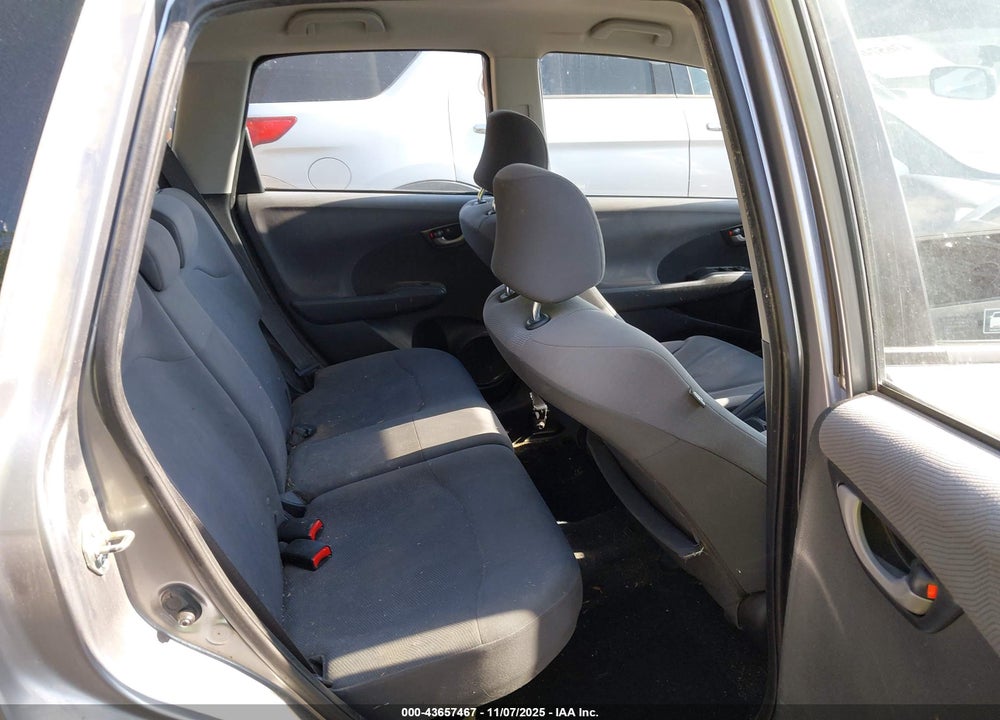 2009 HONDA FIT VIN: JHMGE87269S042601