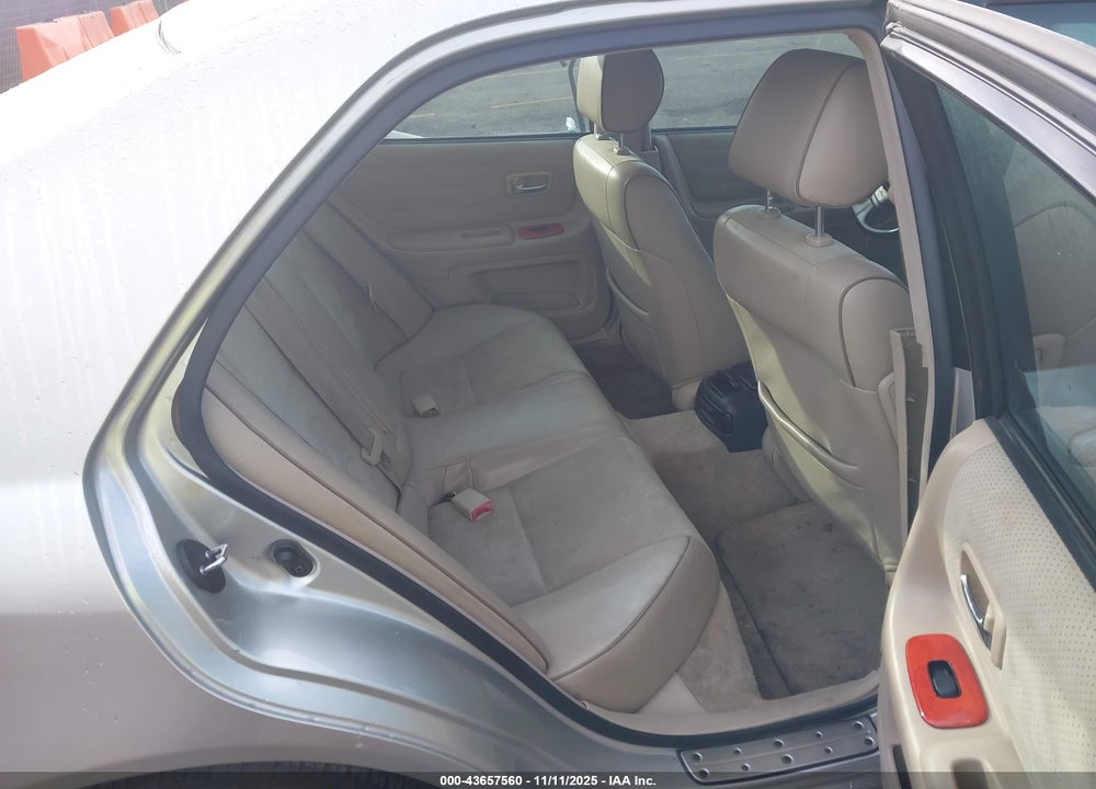 2001 LEXUS IS 300 VIN: JTHBD182910002144