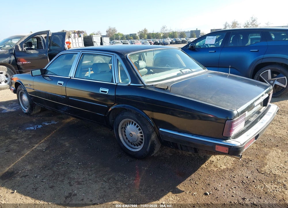 1988 JAGUAR XJ6 VIN: SAJHV1649JC540968