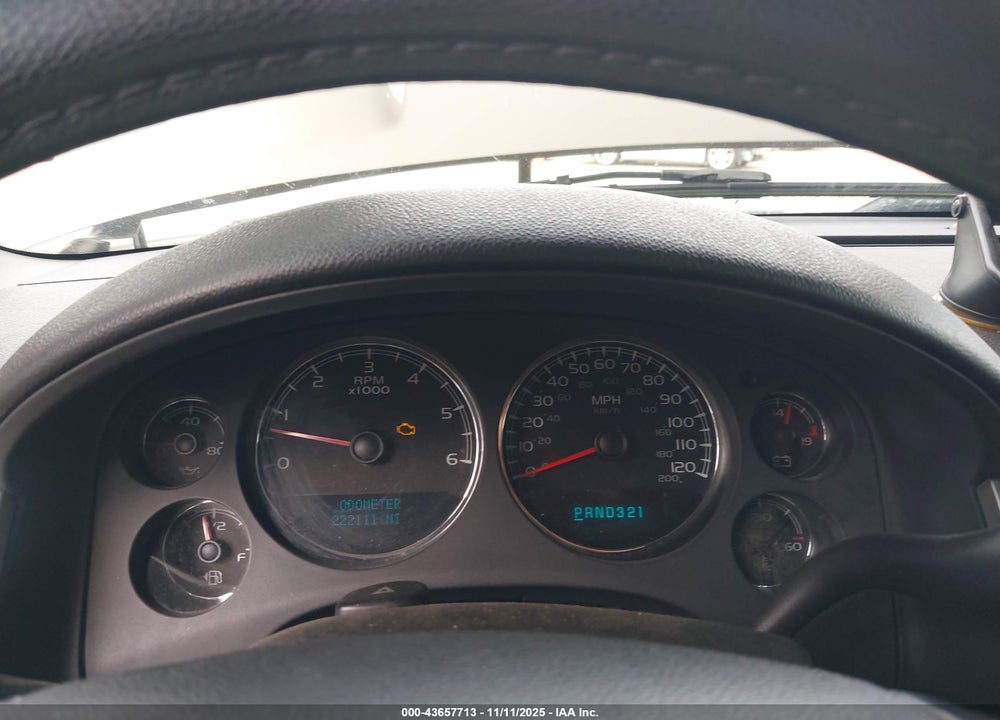 2007 CHEVROLET TAHOE VIN: 1GNFC13C77R397409