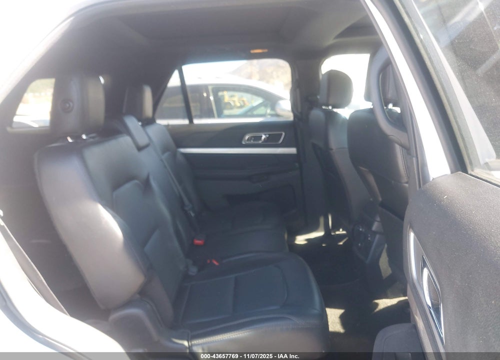 2017 FORD EXPLORER XLT VIN: 1FM5K7D85HGD89323