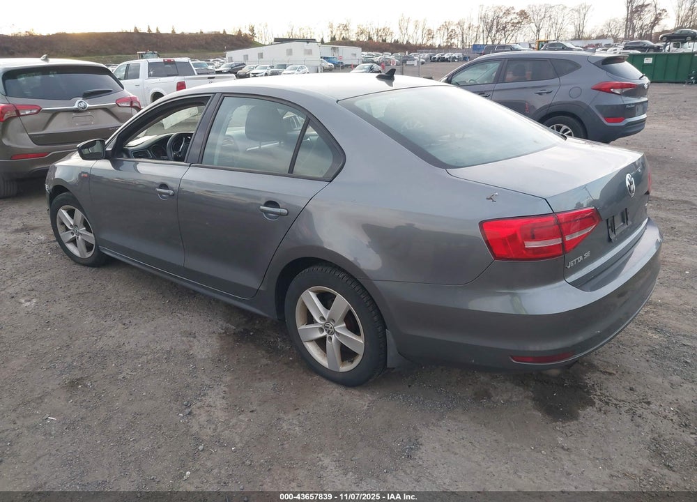 2015 VOLKSWAGEN JETTA 1.8T SE VIN: 3VWD17AJ7FM213268