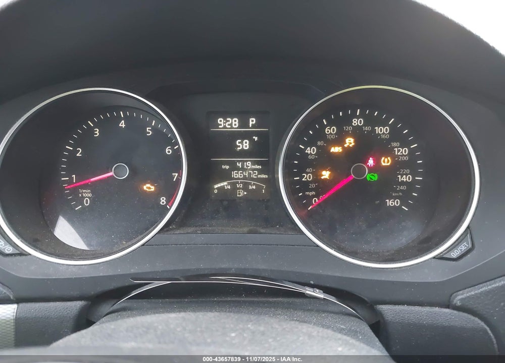 2015 VOLKSWAGEN JETTA 1.8T SE VIN: 3VWD17AJ7FM213268